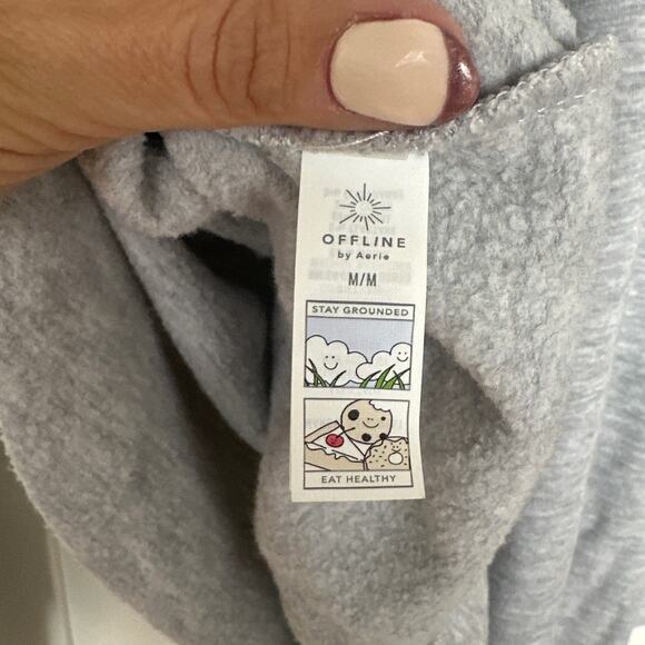 Offline by Aerie Gray Mock Neck Pullover Buttery Soft Sweatshirt Size M Like New - Picture 6 of 7